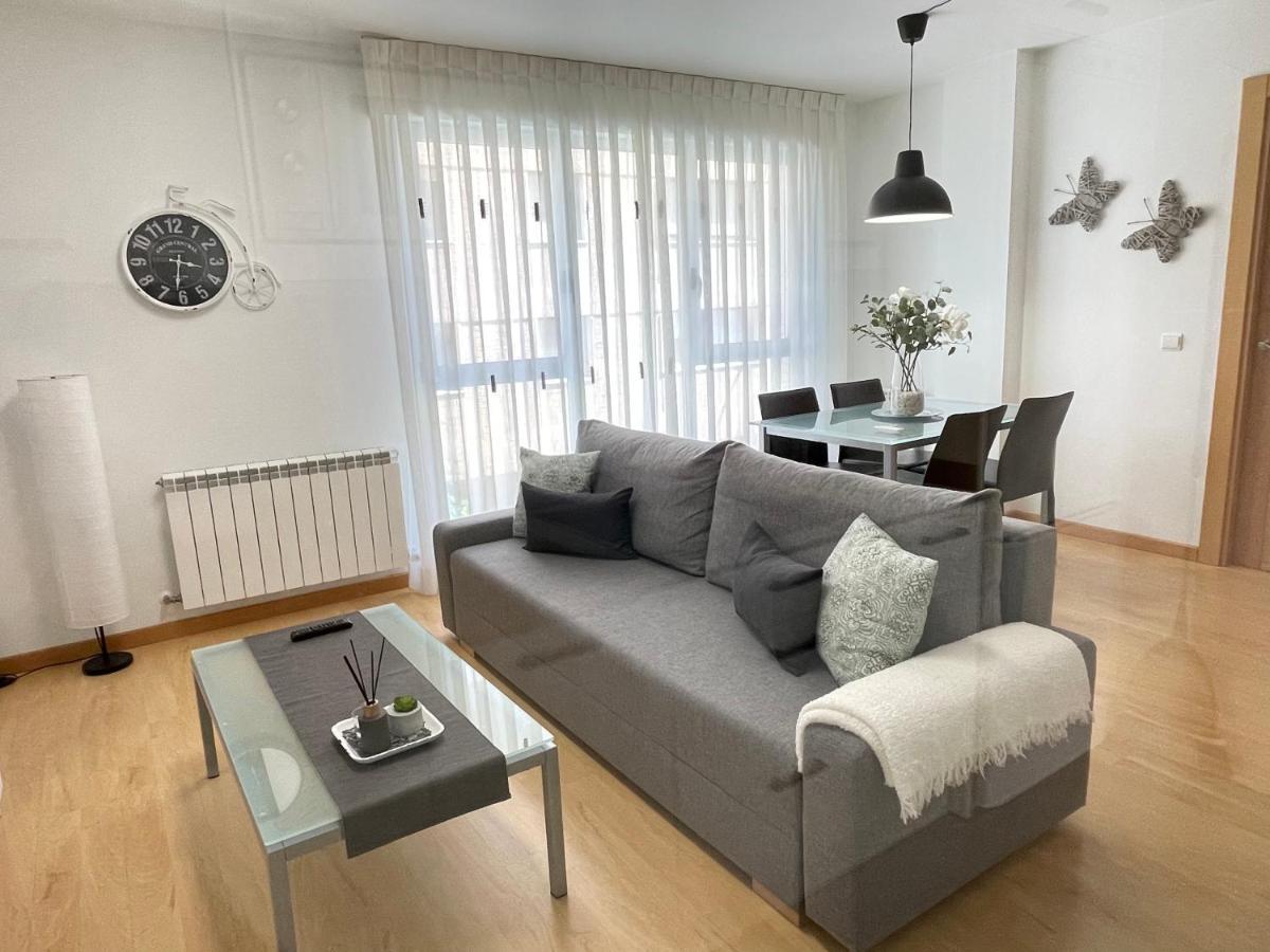 Apartamento Pinares Apartment Сория Екстериор снимка